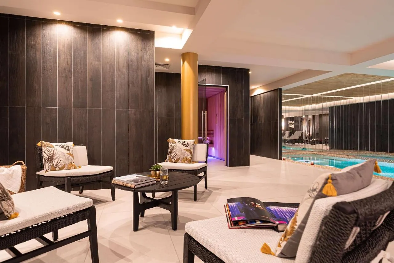 Yac Paris Clichy, A Member Of Radisson Individuals Hotel Clichy