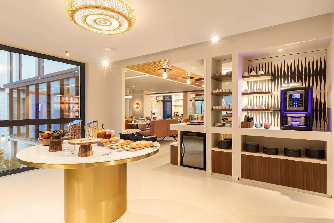 Yac Paris Clichy, A Member Of Radisson Individuals Hotel Clichy