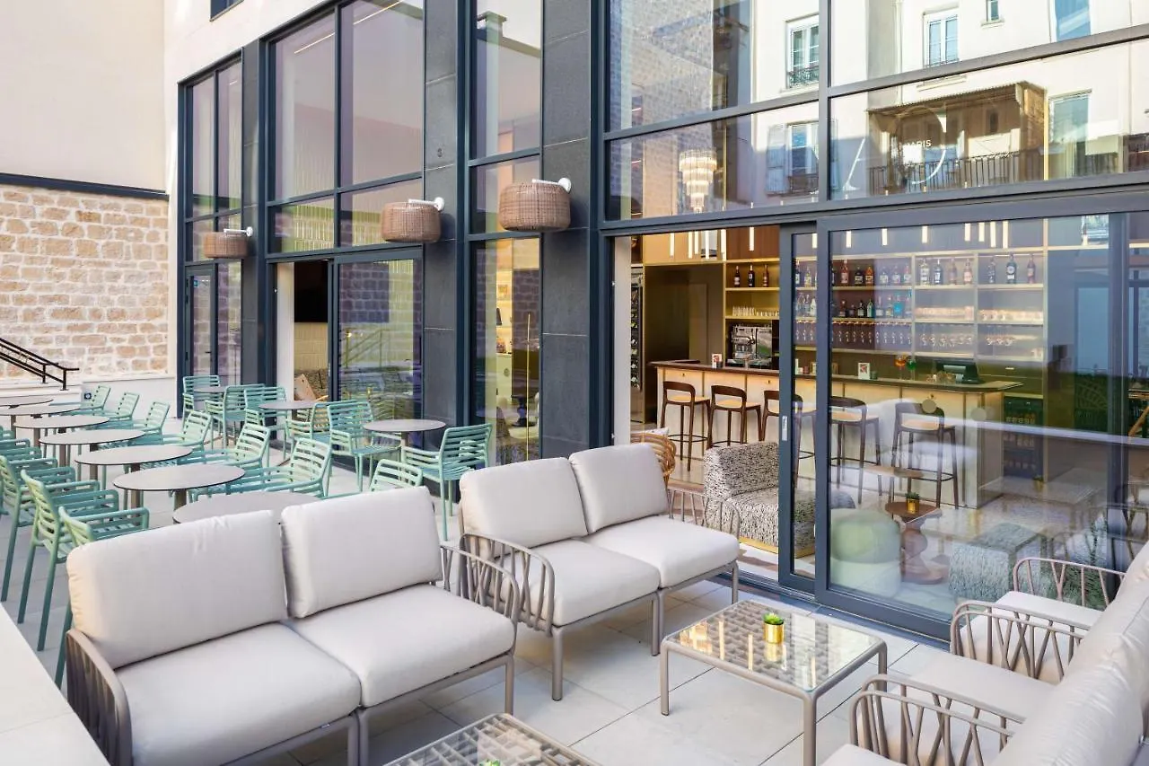 Yac Paris Clichy, A Member Of Radisson Individuals Clichy