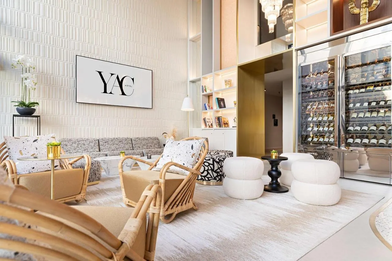 Yac Paris Clichy, A Member Of Radisson Individuals Hotel Clichy