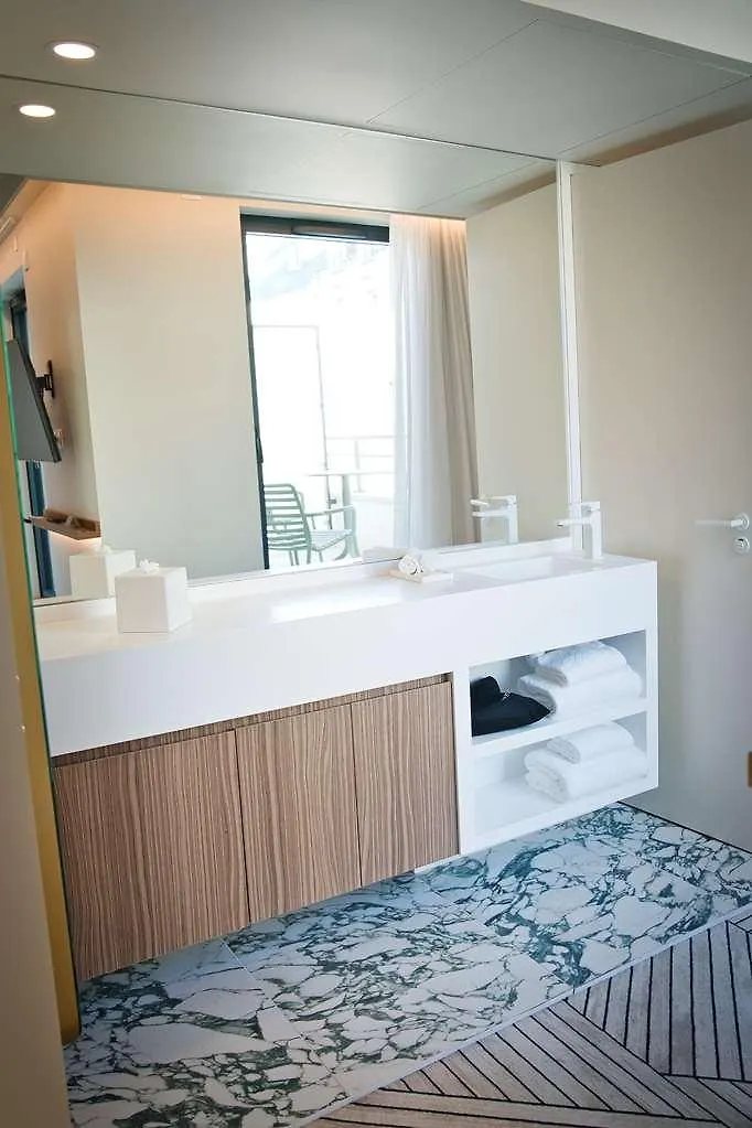 Yac Paris Clichy, A Member Of Radisson Individuals Hotel Clichy