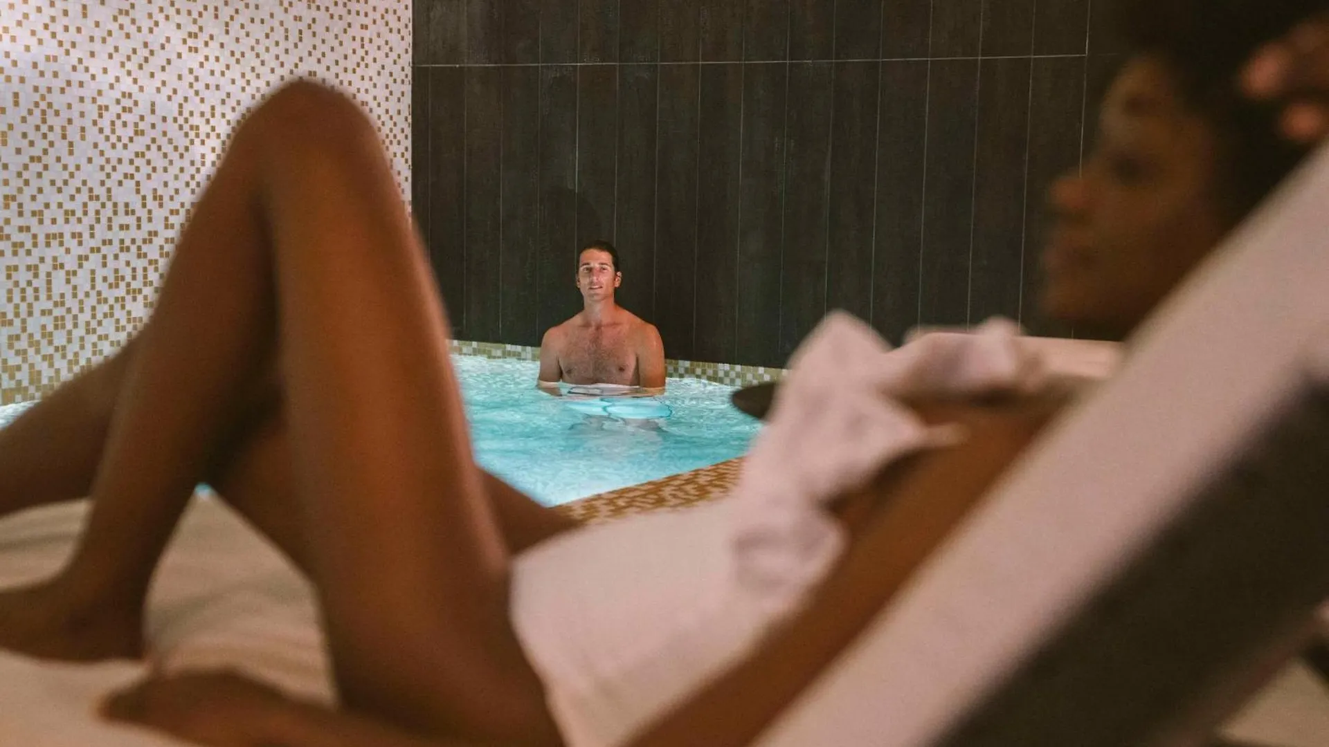 Yac Paris Clichy, A Member Of Radisson Individuals Hotel