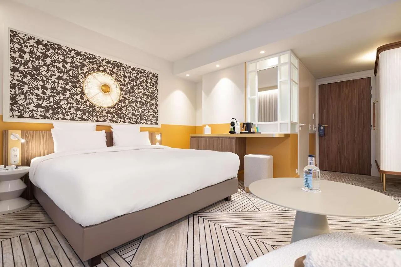 Yac Paris Clichy, A Member Of Radisson Individuals Hotel